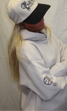 Load image into Gallery viewer, Women’s Relax Hood-Bone
